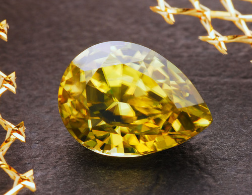 Beautiful 8.63 cts greenish yellow natural Zircon from Tanzania.Zircon is known for its distinctive 