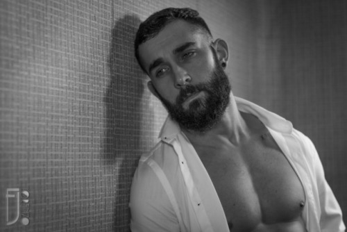 Febrero (I)Model: Maxi. @menger66. Madrid.Complete photo shoot in Issue 7 of #StrongPhotozine availa