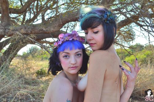 past-her-eyes:  Pandub Suicide + Jekyll Hopefulpandub.suicidegirls.com + jekyll.suicidegirls.comLink to South African SuicideGirls