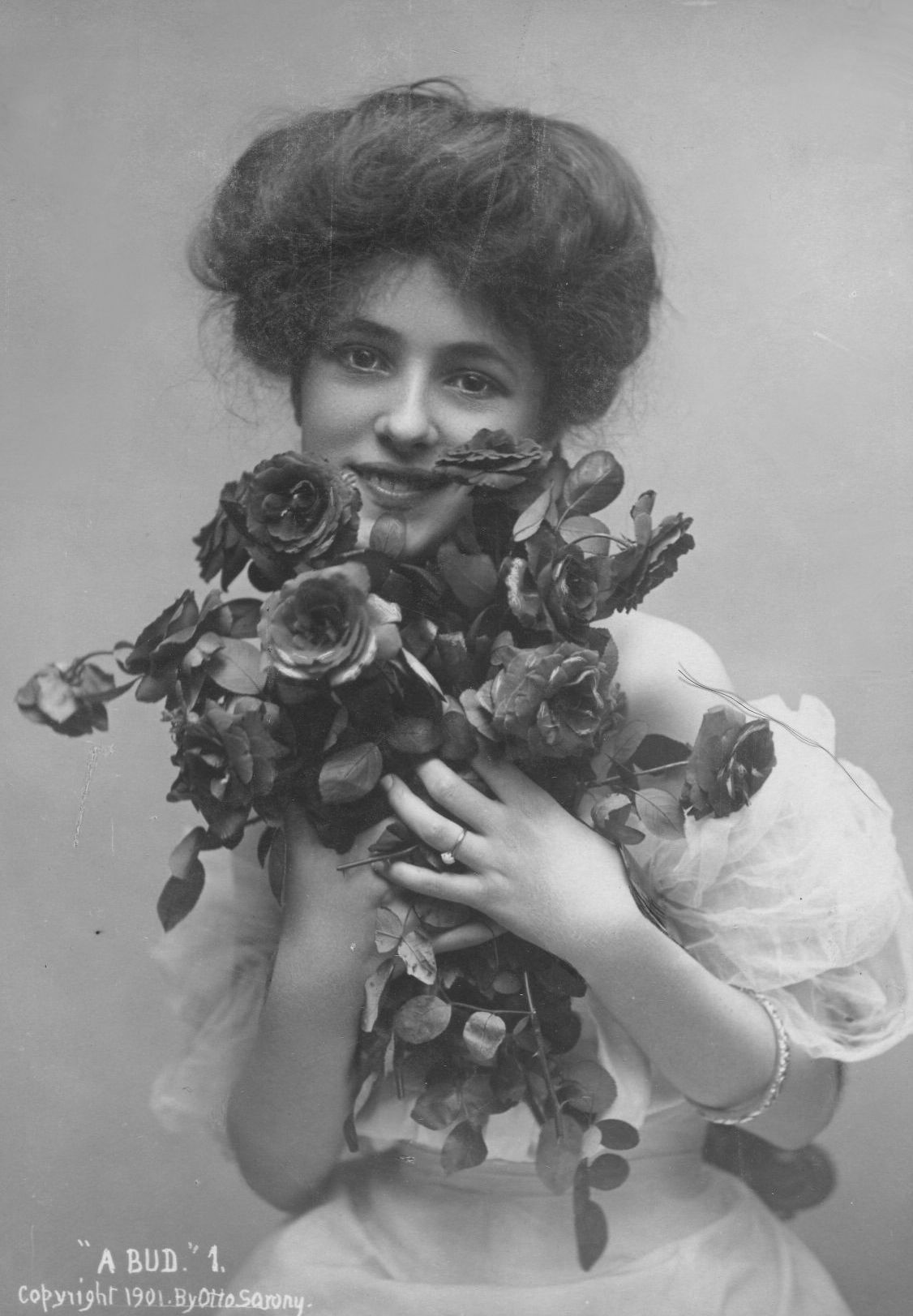 silent&ndash;era:  Evelyn Nesbit, 1901. Photographed by Otto Sarony