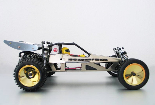 Kyosho, 1/10 Buggy Radio Control Off Road race car, 1987. Chiyoda, Tokyo. Source: TamiyaclubThe comp