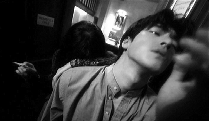 unpetitpeudepetitspois:金城武 Takeshi Kaneshiro in deleted scenes of Fallen Angels,