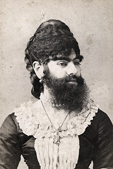 vintagegal:  Annie Jones- The Esau Woman Shortly after she was born in Virginia on July 14, 1865, the hirsute Annie Jones began her career in exhibition. Purportedly born with a chin covered in fine hair, Annie’s average parents were originally horrified