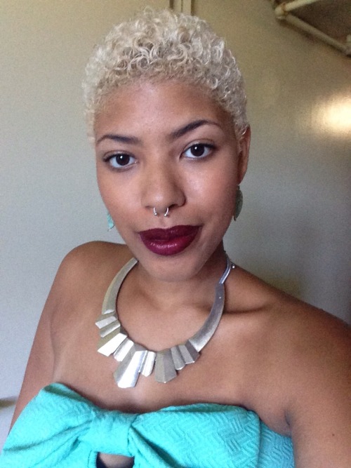 maybebeyoncewillbeouralways:  My selfies of 2014  If only I could have included 4 more *sigh*