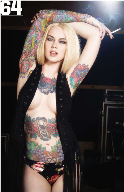 perfume-n-cigarettes:  Tattooed beauty 