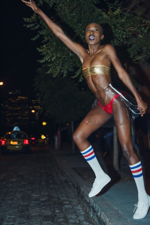 sovnique:  Model: Farida   Ig: miss._so