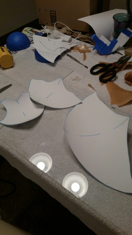 lemondropcosplay:First time working with worbla! Progress for a breast plate for fem version of Fenris. Or Femris. XD