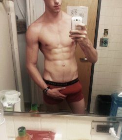 jockdays:  Hot studs, hung jocks, and thick