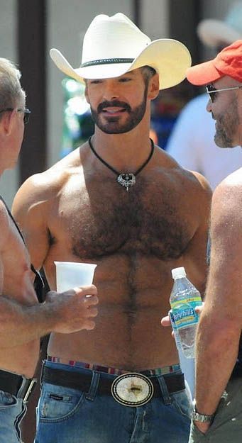 XXX HAIRY BEARS AND SEXY MEN photo