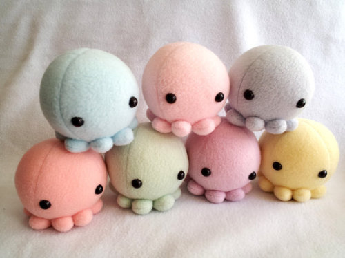 bombisbomb:  Little Octopus Plush ฟ.64 