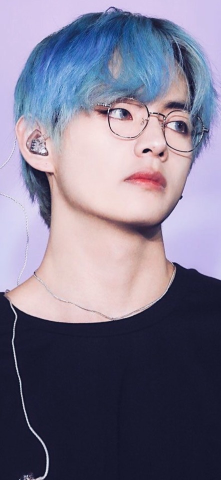 blue haired taehyung wallpapers 😨 - Tumbex