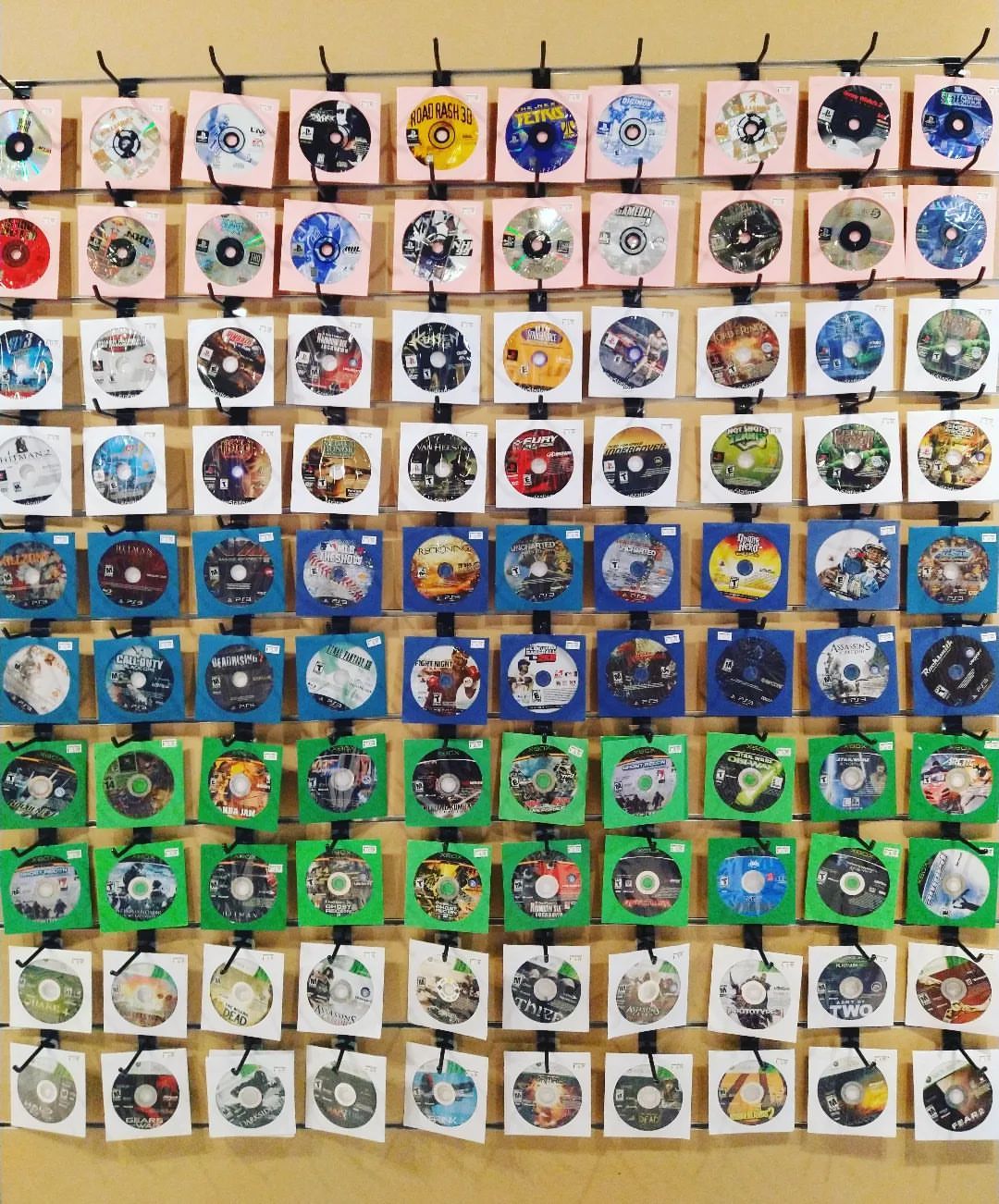 Welcome to the wall of 100 games! We have a lot of loose disc games that we will be adding peridically to the wall in addition to the hundreds of others on the shelves throughout the store!

#hudsonsvideogames #hudsonsvideogamesaltamonte #videogames #ps1 #ps2 #ps3 #xbox #xbox360 #sony #playstation #microsoft  #wallofgames #retrogames  (at Altamonte Mall)
https://www.instagram.com/p/Cf9IacwL7nW/?igshid=NGJjMDIxMWI=