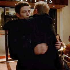 allenssnows:#attack hugs #the heroes preference