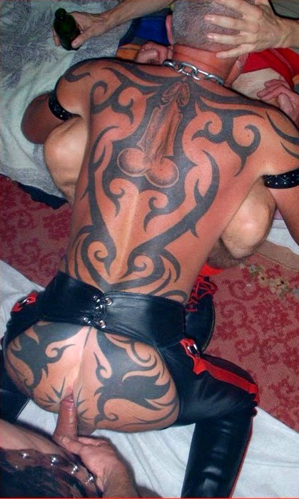 leathercockpriest:TRUE DISCIPLE AND SON OF COCK, HIS GOD TATTOOED ONTO HIS BODYHE