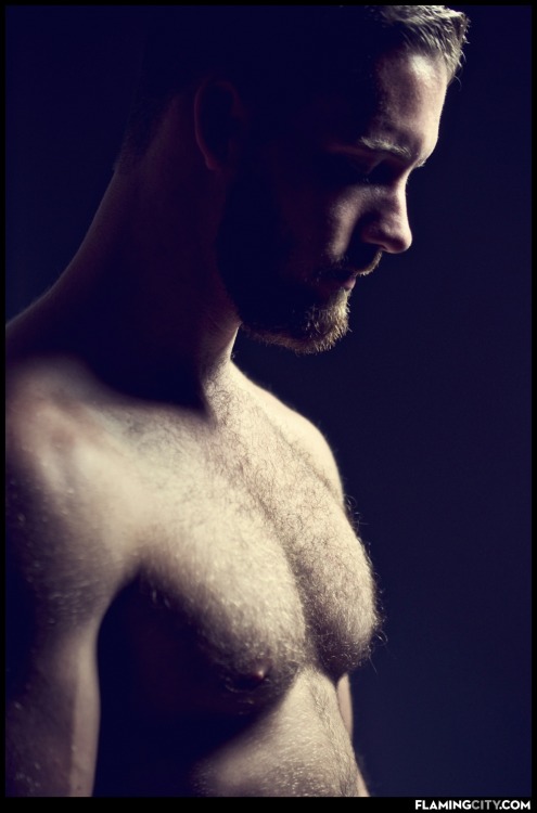 hairychestg:  .HairyChestG   .TBigCock    .Bulge