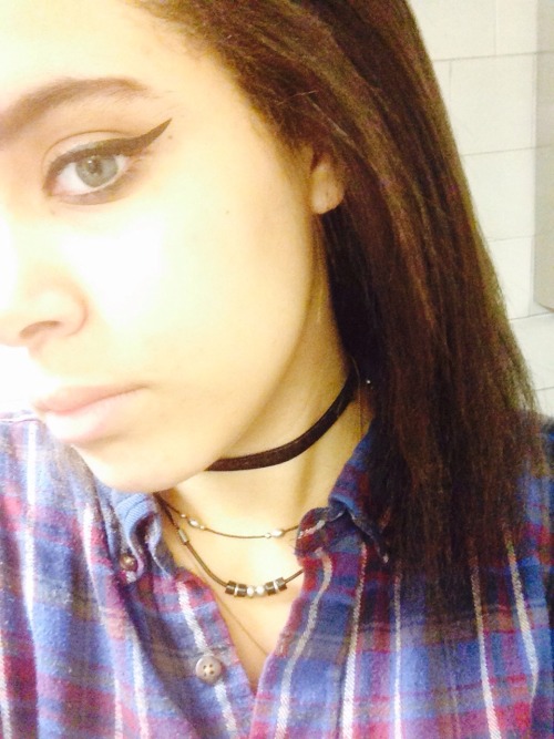 pizzuhut:zarriamofficial:carefree mixed girl in 6 selfies……i was tagged by @maurypovichofficial and 