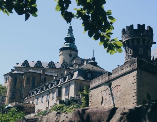 Frýdlant Castle • #castle #architecture #renaissance #travel #traveling #czech #czechrepublic #histo