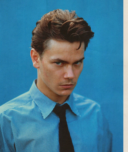 remimiles:River Phoenix by John Huba,1992.