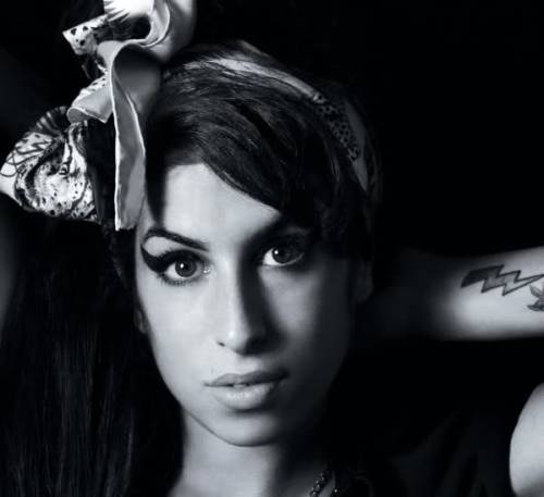 ohnotedmusic:  Such good things come from the UK! Soul is no exception <3