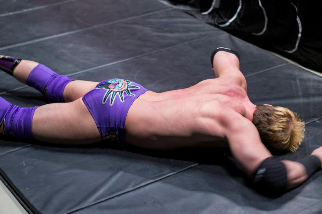 wweass:  Because a vulnerable Zack Ryder is always a perfect Zack Ryder. ;) Dat ass.