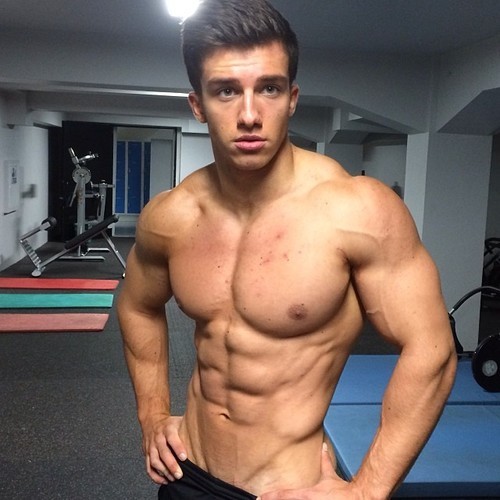 jezebelsboys:  💕JEZEBEL SPECIAL EDITION💕*YOU SAW IT HERE FIRST*Hot fitness model from Germany gets exposed. The last picture on this post is how he looked when the video was shot at the time –(might have to remove this soon)Watch the video here. 