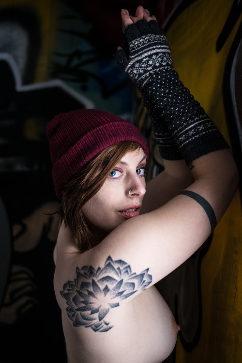 thesilverprojects:Vuclan Studios &ldquo;Red Cap&rdquo; Photographer: Keith-Alan DeFranca Mod