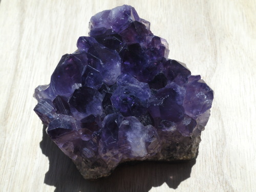 Amethyst SiO2::Fe+3  -  4.DA.05 (Strunz)(from Minas Gerais, Brasil) This is my collection of Amethys