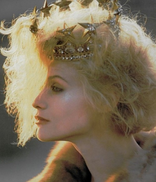 kitsunetsuki:“Hans Feurer - Christine Bolster Wearing a Crown by Ugo Correani (Vogue Italia 1985)”