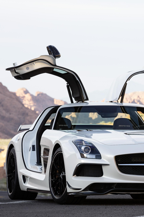 billionaired:  SLS  porn pictures