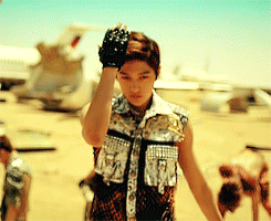 gyuishy-deactivated20141112:  Destiny MV - Ver. B VS Ver. A (aeroplane version) 