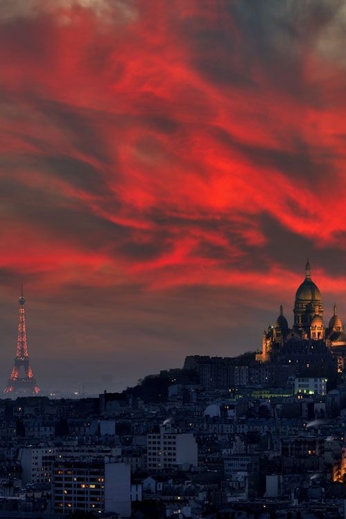 audreylovesparis:Sky on fire, Paris