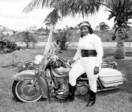 weformlikevoltron:  Bessie Stringfield “Bessie Stringfield’s life is the stuff of which legends are made. Bessie has been mentioned in books, magazines, newspapers and television documentaries. In 1990, when the American Motorcyclist Association