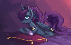 askstripes:  kindahernyart:  Lets try some shades. Just to make it different.  French mare Luna