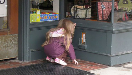 magicalandsomeweirdhometours:If you’re from Michigan, you probably know about the fairy doors. In Ann Arbor, Michigan, a series of what is known as ‘fairy doors,’ began popping up around the area in 2005, built into buildings, shops and restaurants,