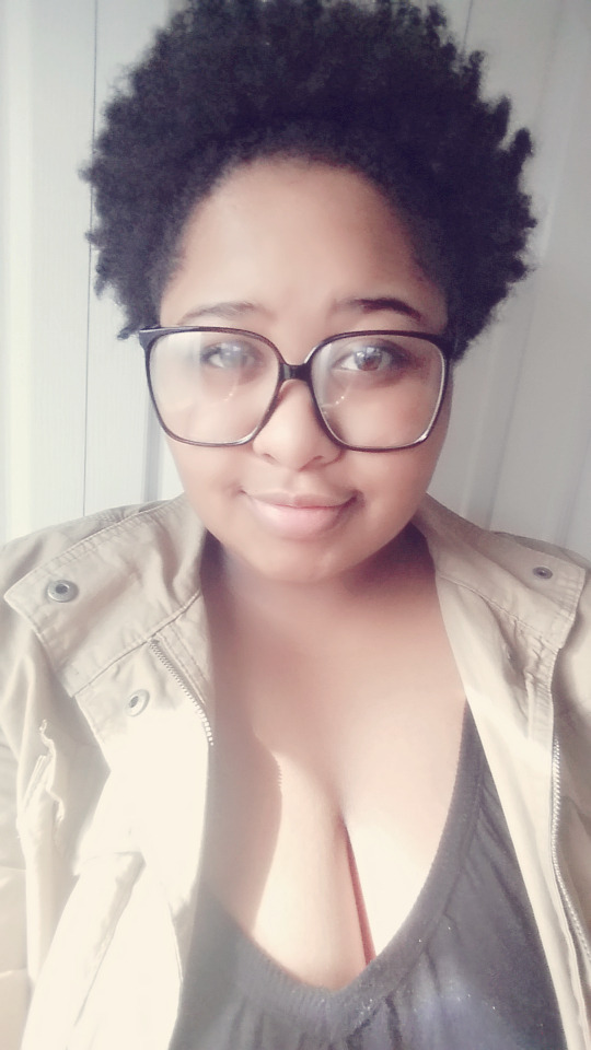 himegoon:  Where my soft black cuties at? ♡