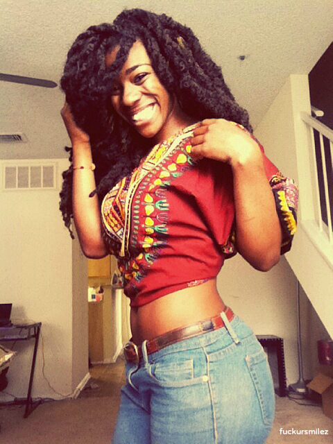 ticklemyweirdfancy:  fuckursmilez:  Sun was shining on me lol  just yes