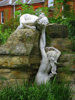 littlepawz:  Water nymphs. These delightful statues were brought to England from Italy by Whitaker White in 1904 and are currently located at York House Gardens (Twickenham) alongside river Thames (South-West of London). 