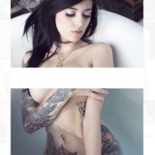 coralinnecr:  Me by: @aeternasuicide adult photos