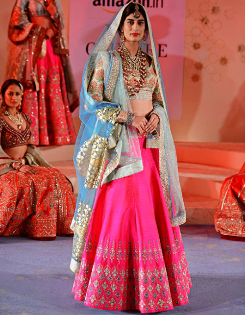 aashiqaanah: Amazon India Couture Week 2015: Anju Modi Kashish Collection 2015