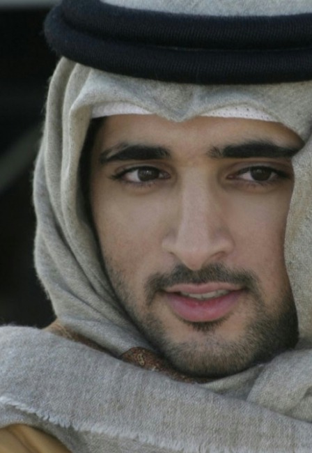 karetjuice:   the-sick-dancer:  napoleonfucker69:  wikatiepedia:  why are people so obsessed with English royalty when the best looking one looks like a rusty doorknobi’m more into the prince of dubai f yeah look at himhe so prettysometimes he like