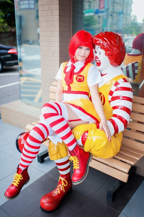 cosplayeverywhere:
“Ronald McDonald
”