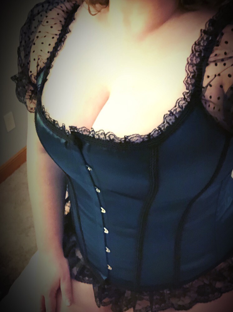 naughty-after-dark:  Far too cute 