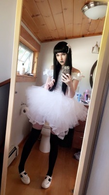 thelittlestbird88:  Who else likes to play dress up?