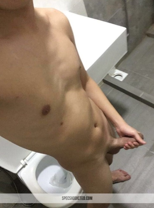 sg-twinkboi: dolphinbaby076: sglocalgay: specsforaddicted: sgboysogood: Aaron from Singapore www.sp