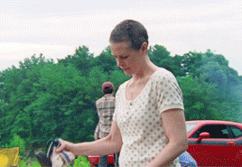 thewalkingdead:  Look at the flowers.
