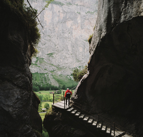 definitelydope:  all around the alps (by manyfires)