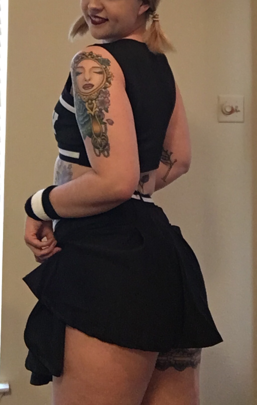 personalfuckt0y:  Daddy’s girl 4ever