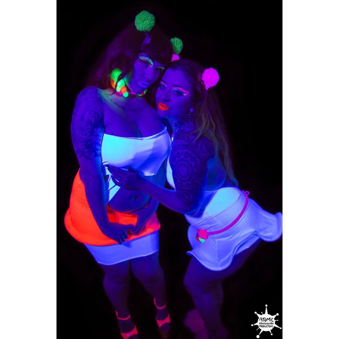 ðŸ‘½ @ramonaflour &amp; @freshieisntcool ðŸ‘½ http://acp.vhx.tv  #blacklight