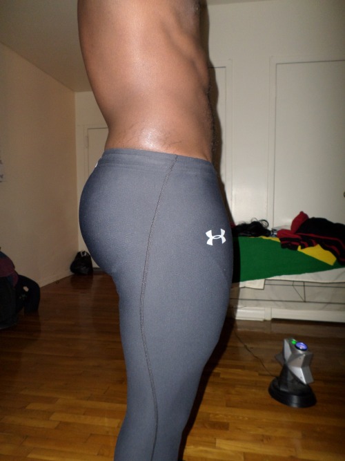 djaam-white:  dachocolatefactory:(via TumbleOn)  the Black Man is handsome 
