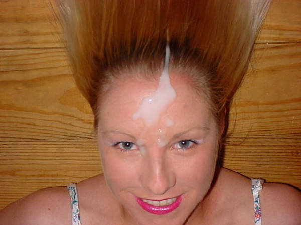 dressedandmessed:  The force of this one blew her hair back. Become Tumblr famous.